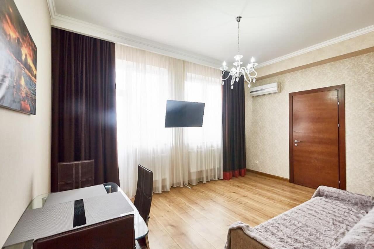 Ultracentral Spacious Apartment Chisinau Eksteriør bilde