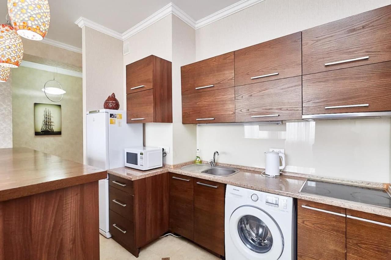 Ultracentral Spacious Apartment Chisinau Eksteriør bilde